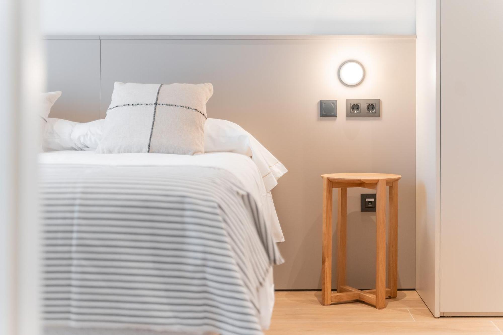 Casa Lambda Apartment Jaca Bagian luar foto